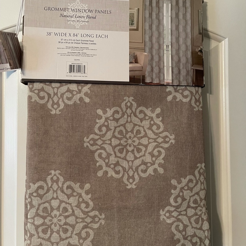 Curtain panel pair - Picture 2 of 2